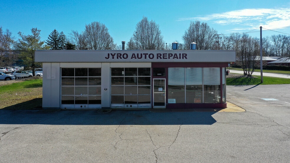 More Photos Of 10191 Northfield Rd, Northfield Freestanding For Sale