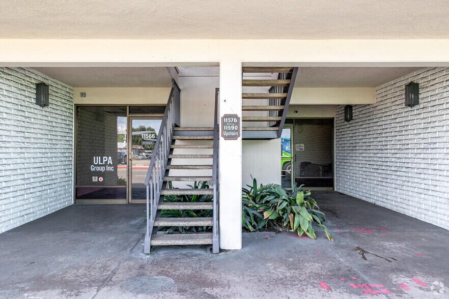 More Photos Of 13512-13522 Newhope St, Garden Grove Industrial For Lease