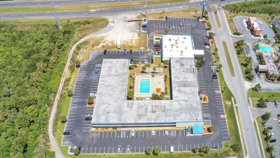 More Photos Of 3755 Cheney Hwy, Titusville Hotel For Sale
