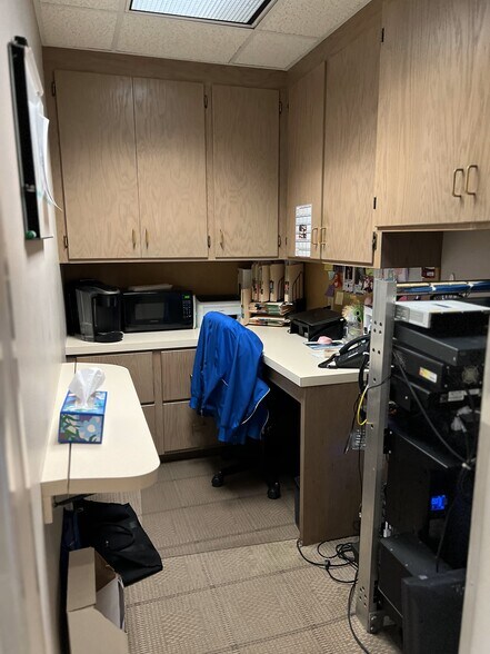 More Photos Of 4181 Holiday St NW, North Canton Office For Sale