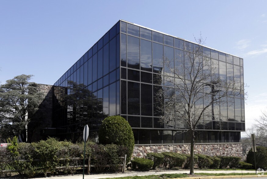 More Photos Of 85 Orient Way, Rutherford Loft Creative Space For Lease