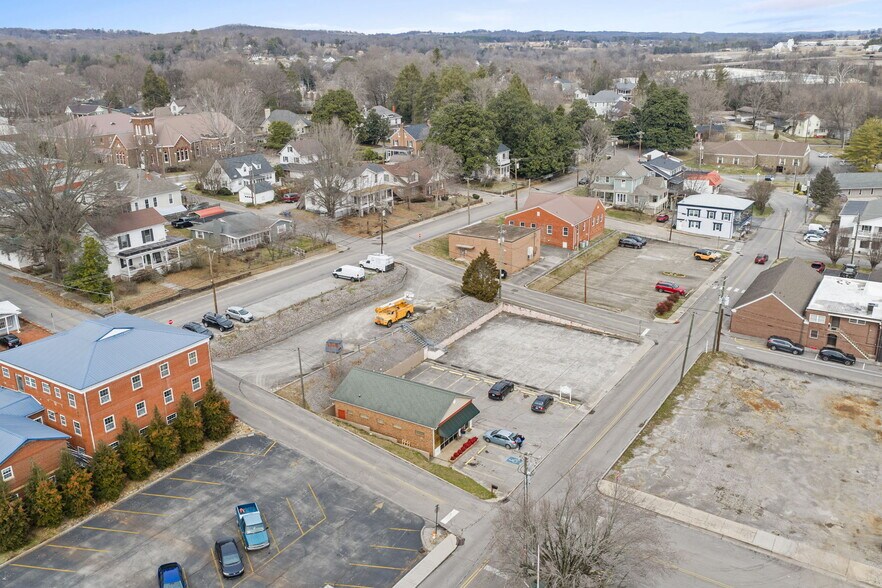 More Photos Of 501 N Oak St, Sweetwater Office For Sale