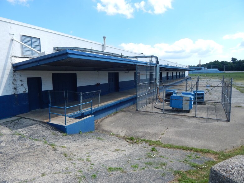 More Photos Of 301-333 Gaddis Blvd, Dayton Warehouse For Sale