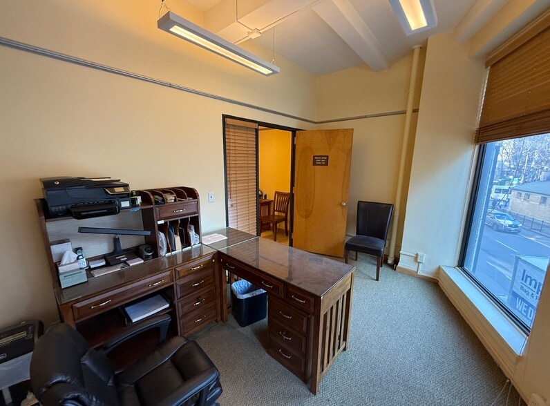More Photos Of 2061-2065 Broadway, New York Apartments For Sale