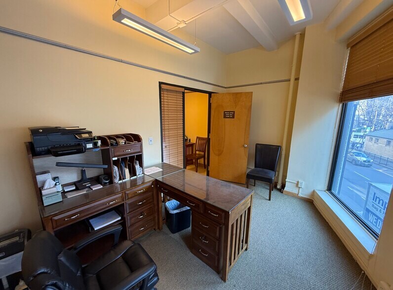 More Photos Of 2061-2065 Broadway, New York Apartments For Sale