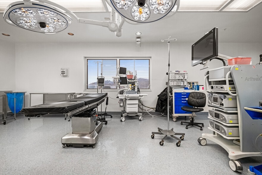 More Photos Of 5897 County Road 107, Proctorville Healthcare For Sale