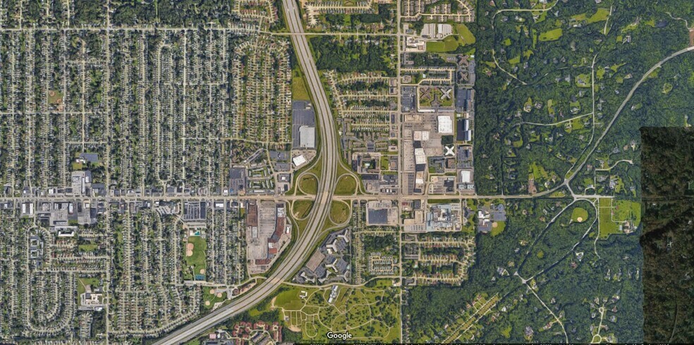 More Photos Of 6594 Mayfield Rd, Mayfield Heights Freestanding For Lease