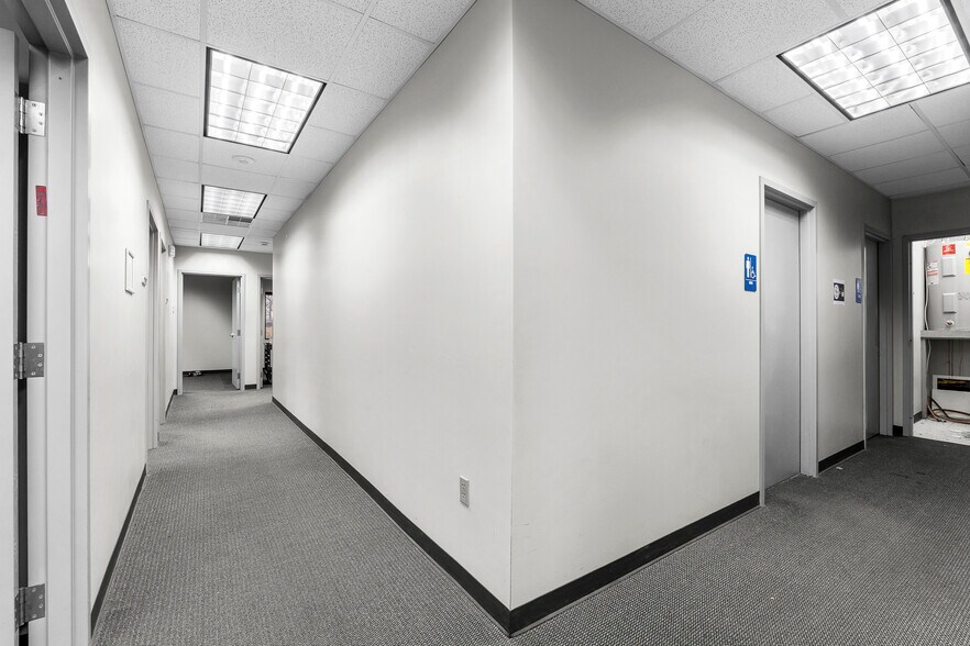 More Photos Of 7200 Highway 150, Greenville Office For Sale