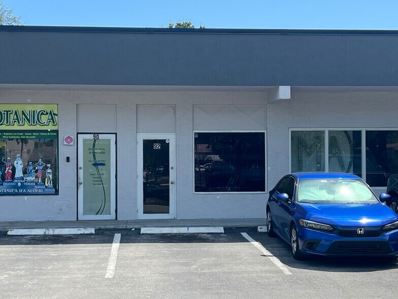 More Photos Of 88-96 NW 42nd St, Oakland Park General Retail For Lease