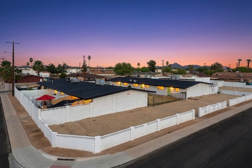 More Photos Of 2140 W Heatherbrae Dr, Phoenix Apartments For Sale