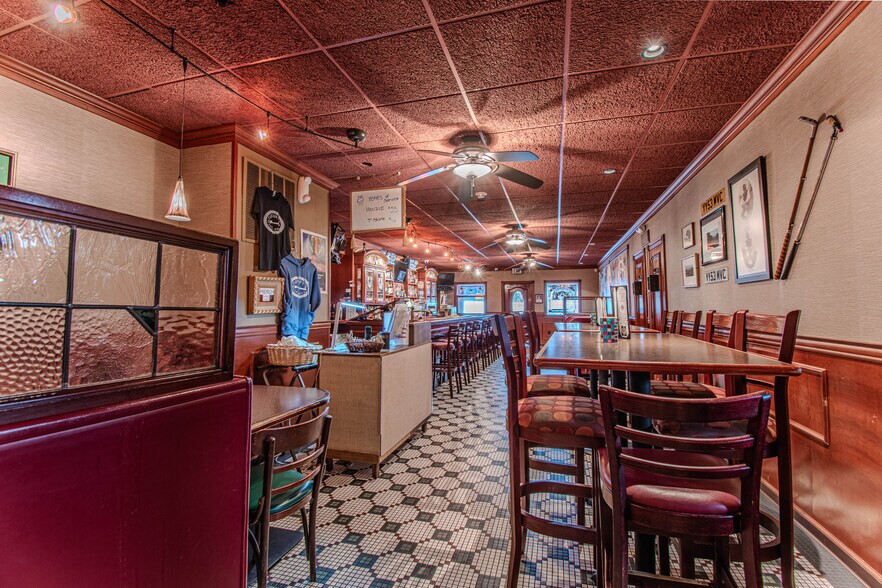 More Photos Of 291 Main St, Eynon Restaurant For Sale