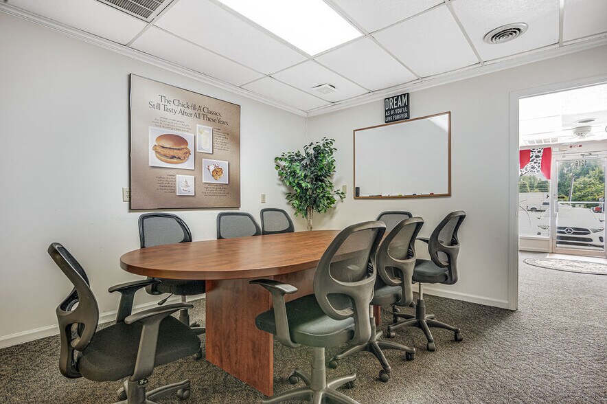 More Photos Of 1212-1216 Gum Branch Rd, Jacksonville General Retail For Sale