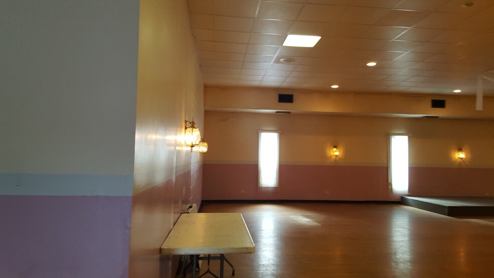 More Photos Of 7897 Taft St, Merrillville Lodge Meeting Hall For Lease