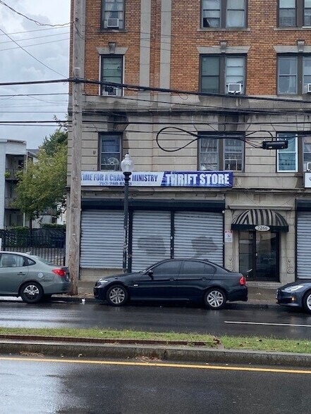 More Photos Of 2266 Fairfield Ave, Bridgeport Apartments For Lease