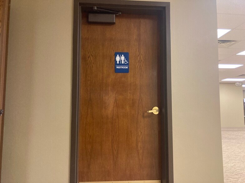 More Photos Of 105 1st St SE, Minot Apartments For Lease
