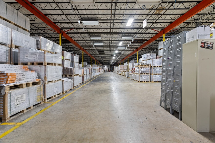 More Photos Of 2775 NW 63rd Ct, Fort Lauderdale Distribution For Lease