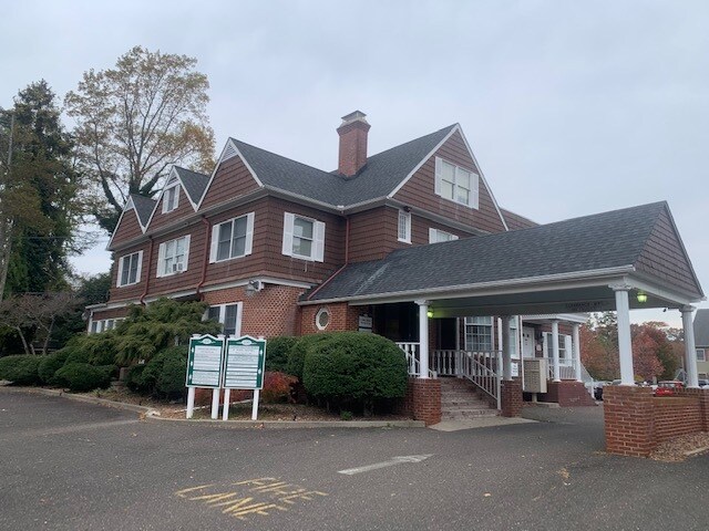 More Photos Of 250 Washington St, Toms River Loft Creative Space For Lease