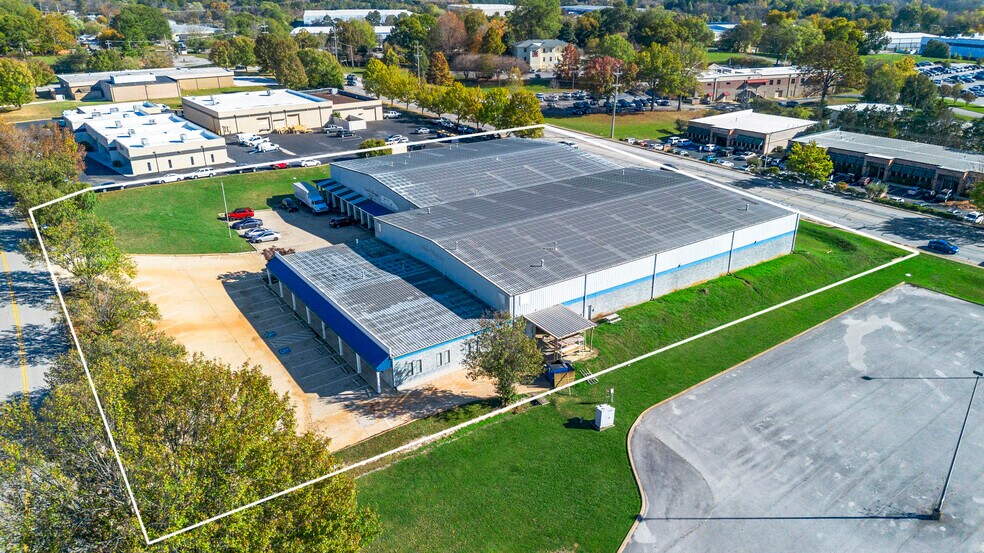 More Photos Of 6130 Preservation Dr, Chattanooga Light Distribution For Sale