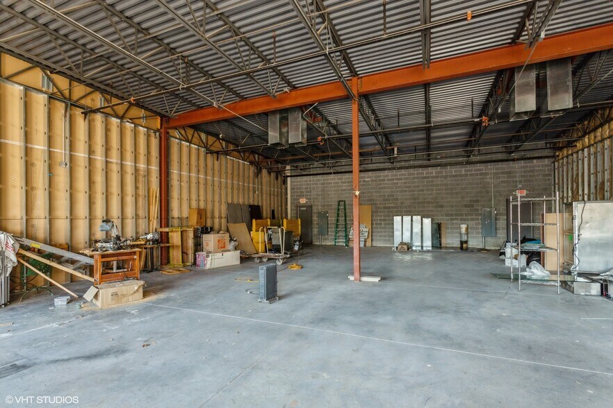 More Photos Of Mondamin & Ridge St, Minooka Unknown For Lease