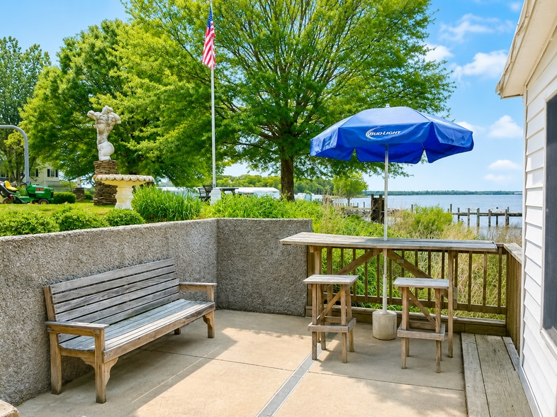 More Photos Of 38869 Morris Point Rd, Abell Restaurant For Sale