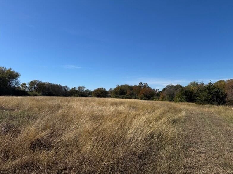 More Photos Of 6352 Bonnie View Rd, Dallas Land For Sale