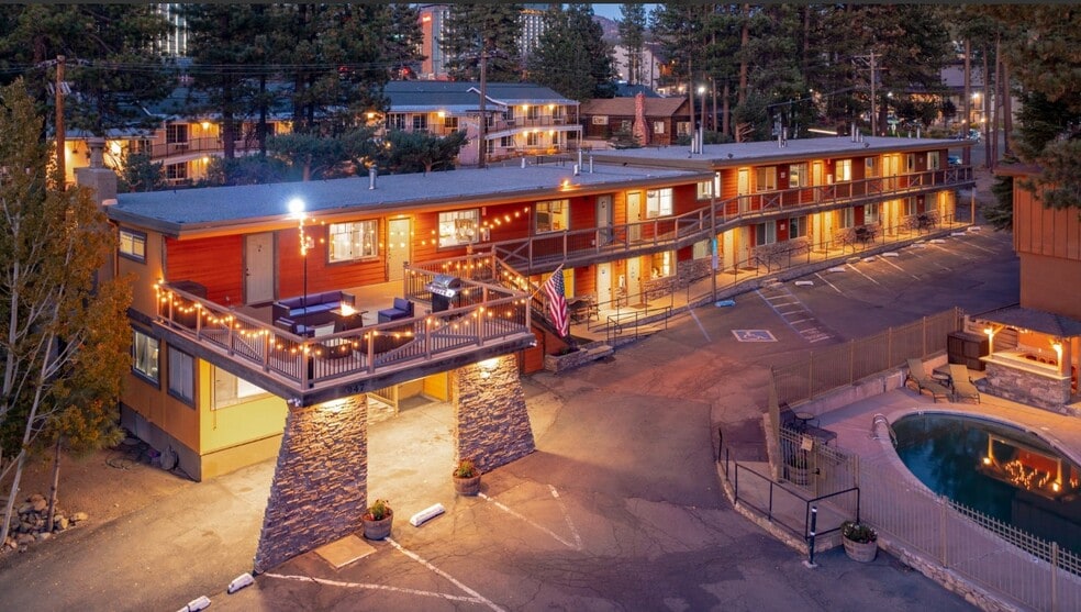 Primary Photo Of 947 Park Ave, South Lake Tahoe Hotel For Sale