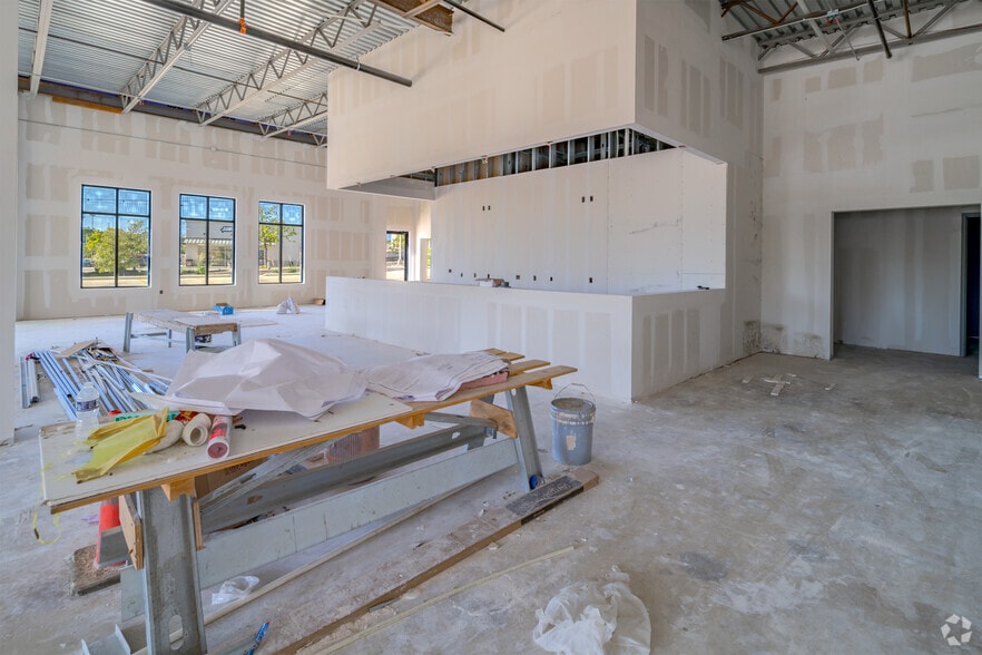 More Photos Of 2407 E Evans Rd, San Antonio Storefront Retail Office For Lease