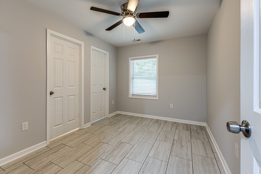 More Photos Of 501 Cedarmont Dr, Antioch Apartments For Sale