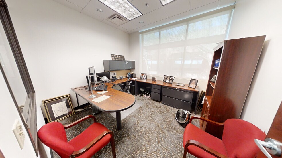 More Photos Of 8326 E Hartford Dr, Scottsdale Medical For Lease