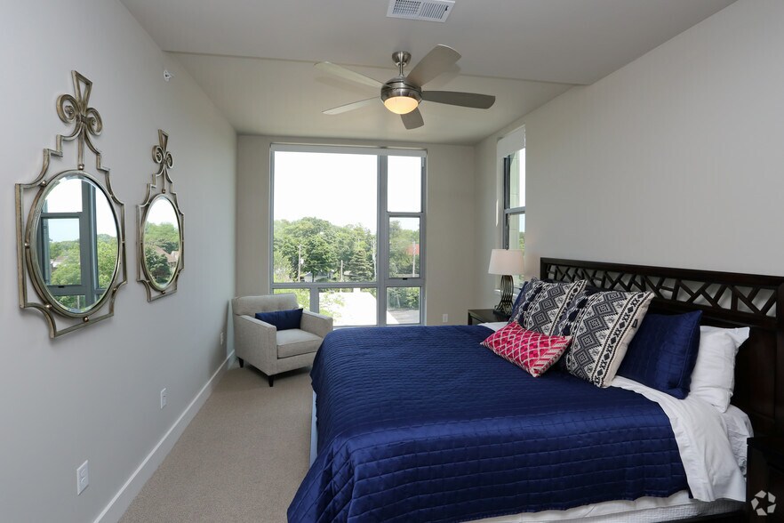 More Photos Of 4175 N Oakland Ave, Shorewood Multifamily For Sale