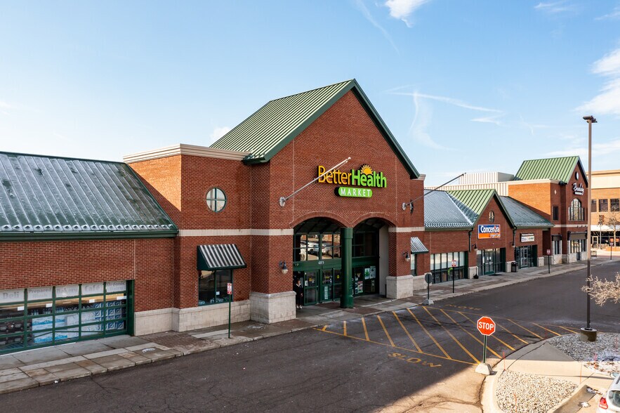 More Photos Of 42875 Grand River Ave, Novi Freestanding For Lease