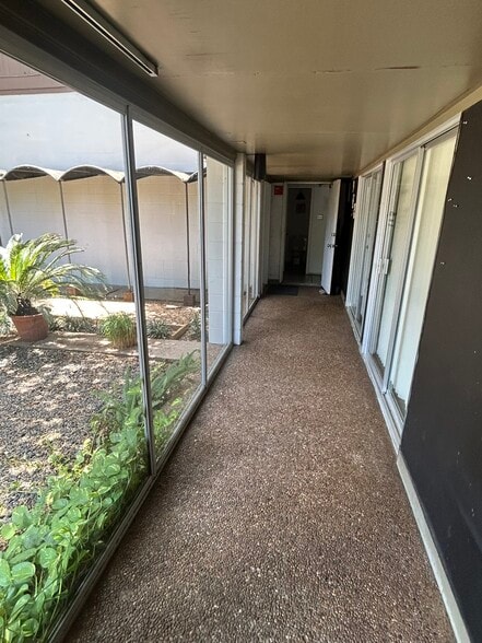 More Photos Of 4916 Kelvin Dr, Houston Freestanding For Sale