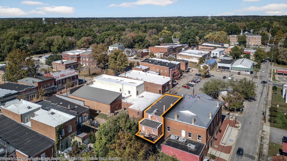 More Photos Of 115 E Market St, Warrenton Office For Lease