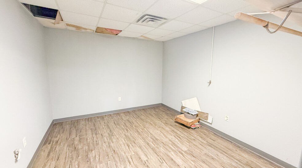 More Photos Of 3611 E State Highway 158, Midland Unknown For Lease