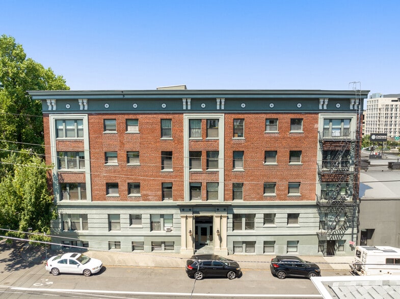 More Photos Of , Portland Multifamily For Sale