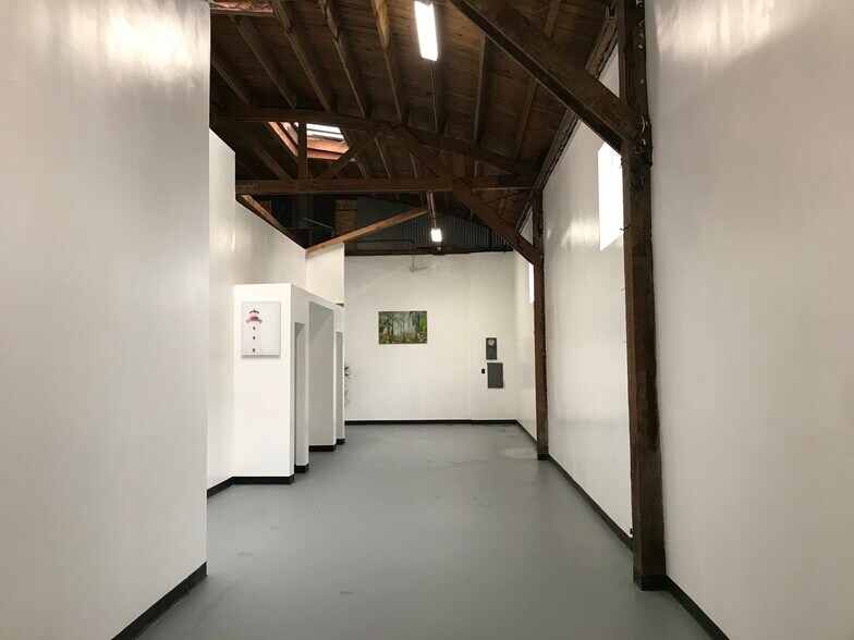 More Photos Of 5838 Woodlawn Ave, Los Angeles Auto Repair For Sale