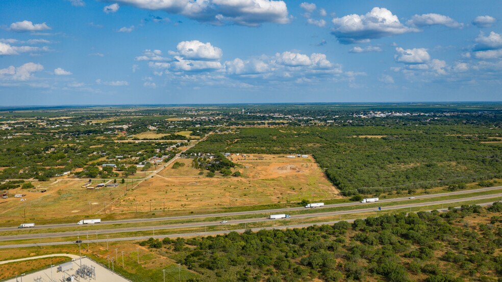 More Photos Of 175 County Road 1151, Pearsall Land For Sale