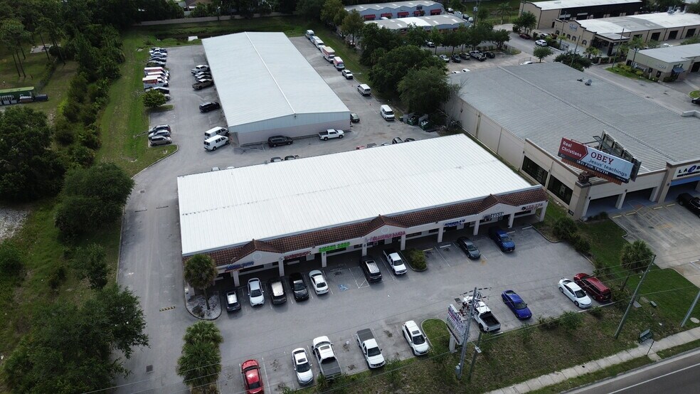More Photos Of 11601 S Orange Blossom Trl, Orlando Unknown For Lease