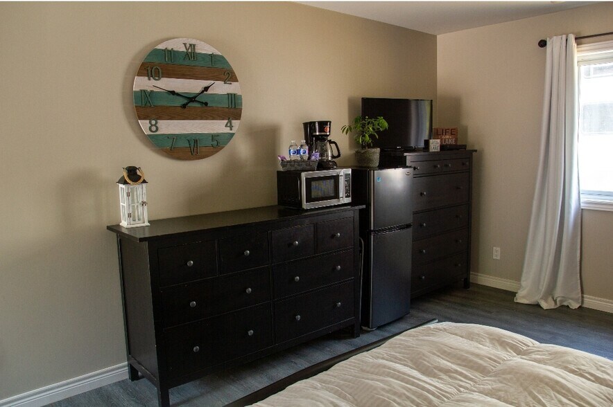 More Photos Of 9717 Army Camp Rd, Lambton Shores Freestanding For Sale