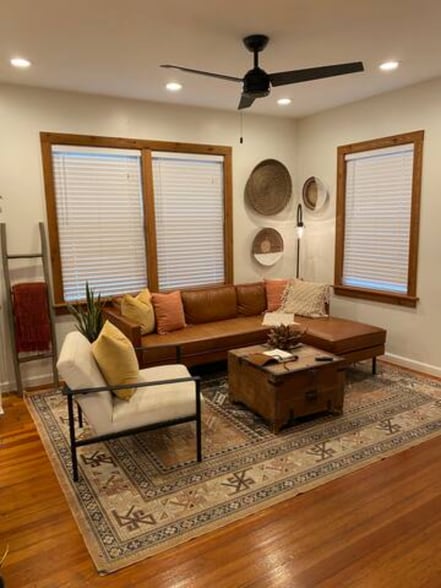 More Photos Of 2513 E Cesar Chavez St, Austin Office For Lease