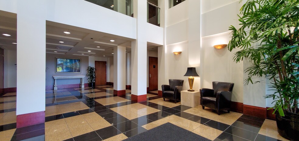 More Photos Of 7200 Redwood Blvd, Novato Office For Lease