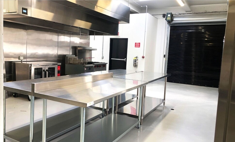 More Photos Of 7700 NW 7th Ave, Miami Food Processing For Lease