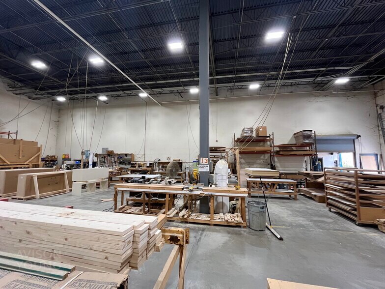More Photos Of 6 Corporate Pky, Goose Creek Distribution For Lease