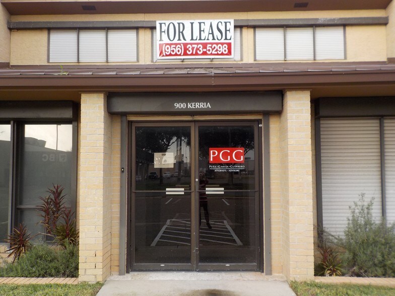 More Photos Of 3700 N 10th St, McAllen Office For Lease