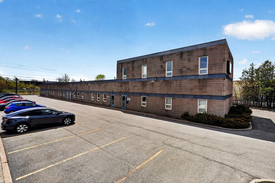 More Photos Of 159 Colonnade Rd, Nepean Warehouse For Sale