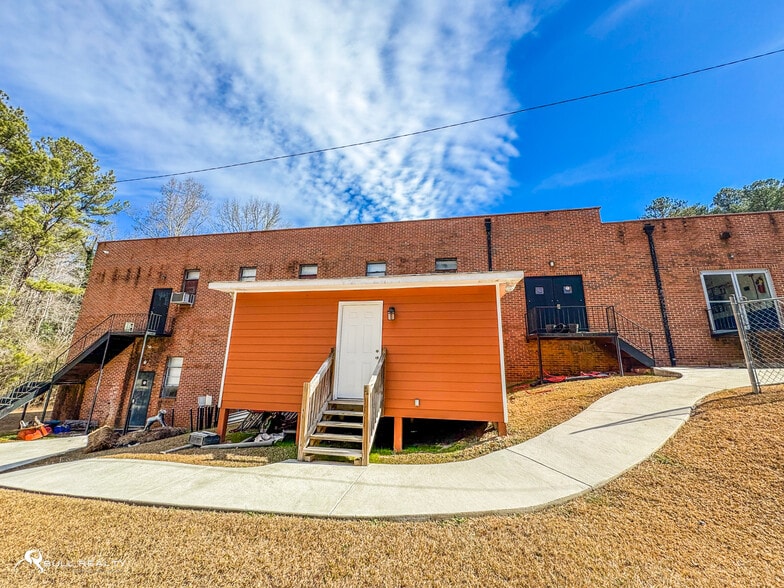 More Photos Of 1581 Fairburn Rd SW, Atlanta Schools For Sale
