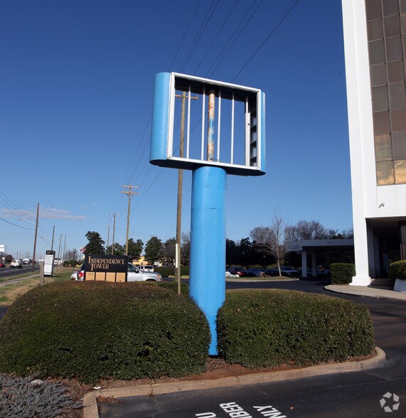 More Photos Of 4801 E Independence Blvd, Charlotte Office For Sale