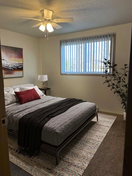 More Photos Of 901 S 11th St, Marion Apartments For Sale