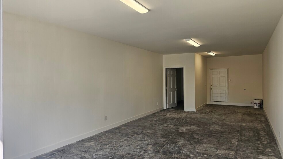 More Photos Of 701-709 E Artesia Blvd, Long Beach Storefront For Lease