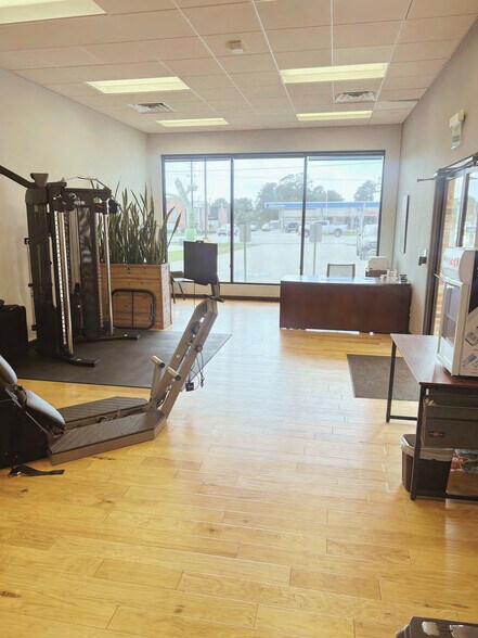 More Photos Of 814 Honea Egypt Rd, Magnolia Storefront Retail Office For Lease